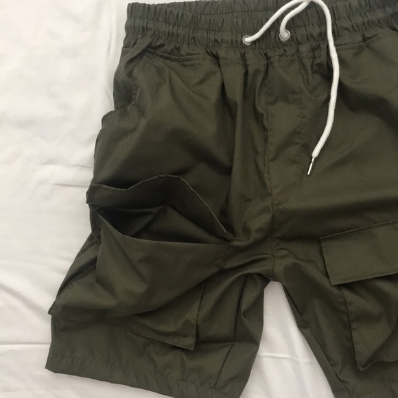 Dark green XS Shein swim/pool shorts - Picture 3 of 6